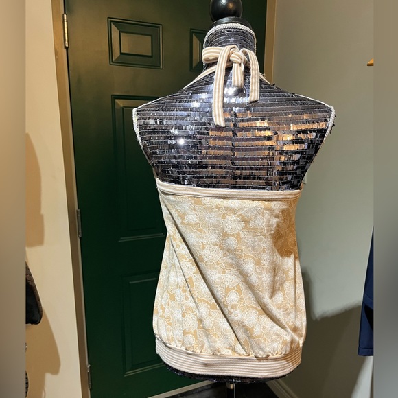 3/$30 Liz Claiborne halter top S - Picture 3 of 10
